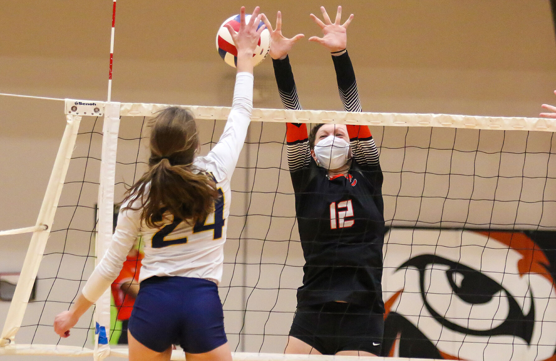 Edwardsville vs. O'Fallon girls volleyball